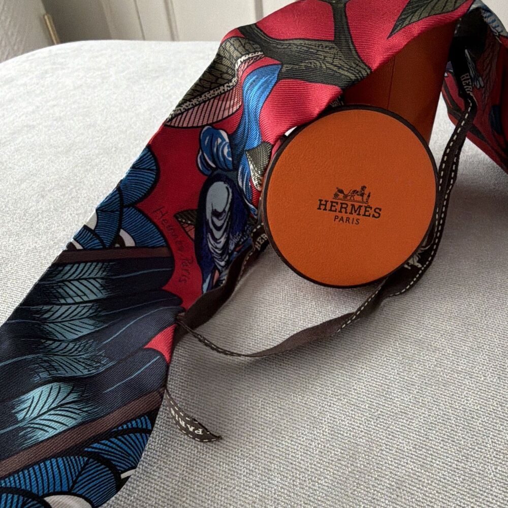 ⁠Hermes Silk Twilly Scarf Red Blue Birds Floral Leaves Pattern with Box⁠ - Picture 8 of 8